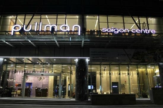 TAN SON NHAT AIRPORT PICKUP & DROP-OFF TO PUllMAN SAI GON CENTRAL