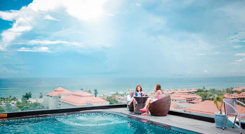 DANANG AIRPORT PICKUP & DROP-OFF TO SEA PHOENIX HOTEL